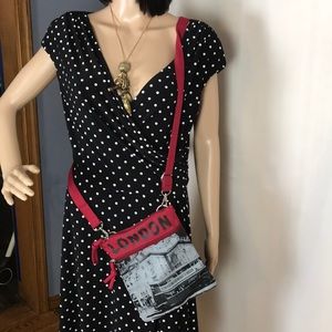 London Cross Body Purse with Adjustable Strap